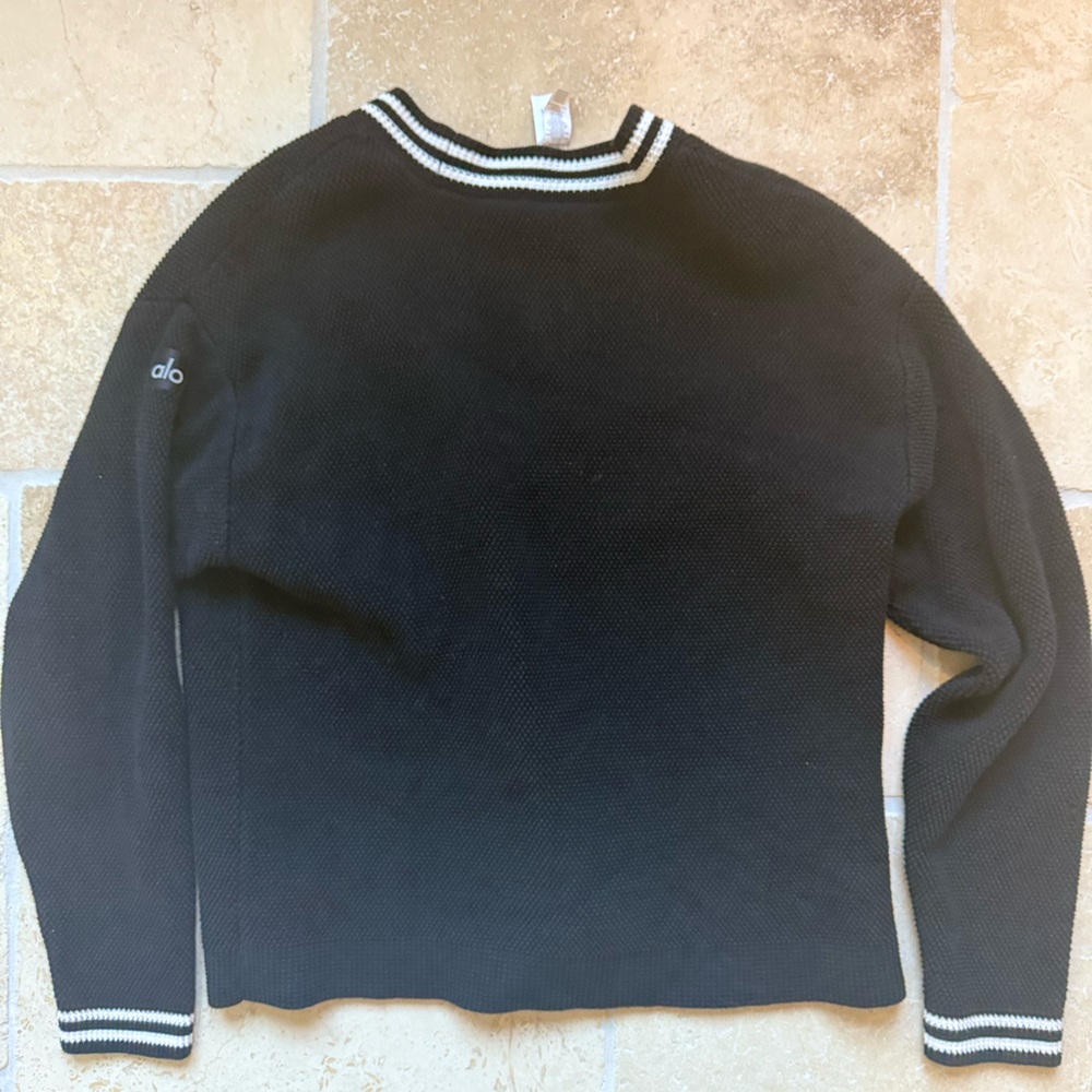 ALO Yoga Black Cardigan with Cream Trim - Picture 5 of 6